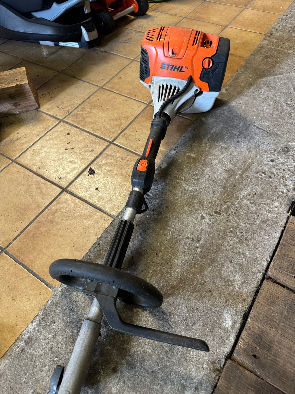 Stihl combi motor km131R, Tuin en Terras, Ophalen, Zo goed als nieuw