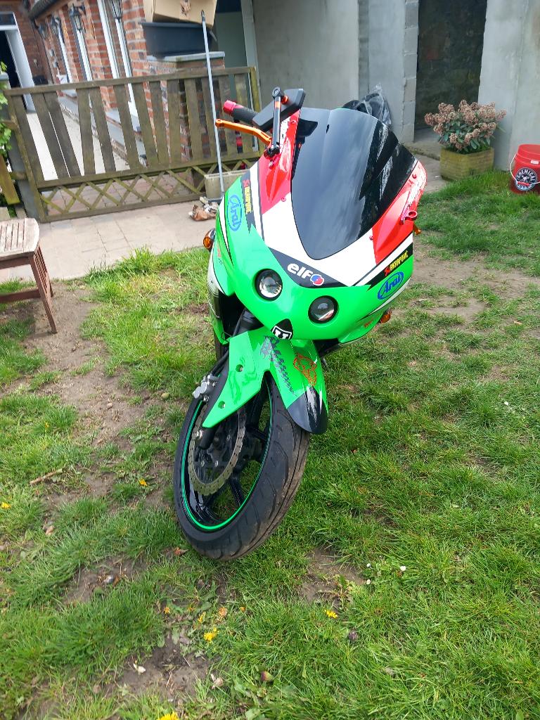 Ninja 250r, Motoren, Motoren | Kawasaki, Particulier, Sport, 12 t/m 35 kW, 2 cilinders, Minimaal motorrijbewijs A2, Handgeschakeld
