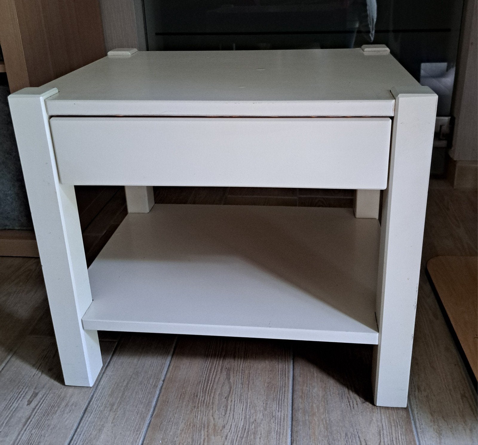 Nachtkastje, bijzettafel, Huis en Inrichting, Tafels | Bijzettafels, Ophalen, Minder dan 45 cm, Minder dan 55 cm, Gebruikt