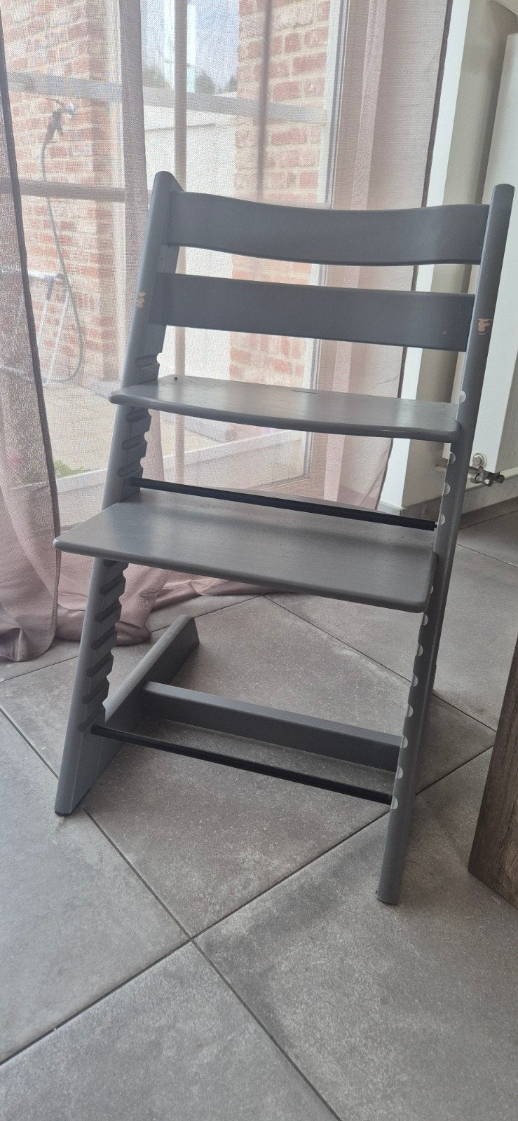 Stokke Eetstoel Tripp Trapp Bundel grijs + Babyset + Newborn, Enfants & Bébés, Enlèvement, Utilisé, Chaise évolutive, Coulissant