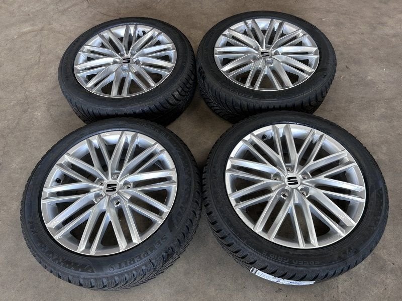 18 inch originele velgen + winterbanden Seat Ateca, Autos : Pièces & Accessoires, Neuf, Pneus et Jantes, -, 18 pouces