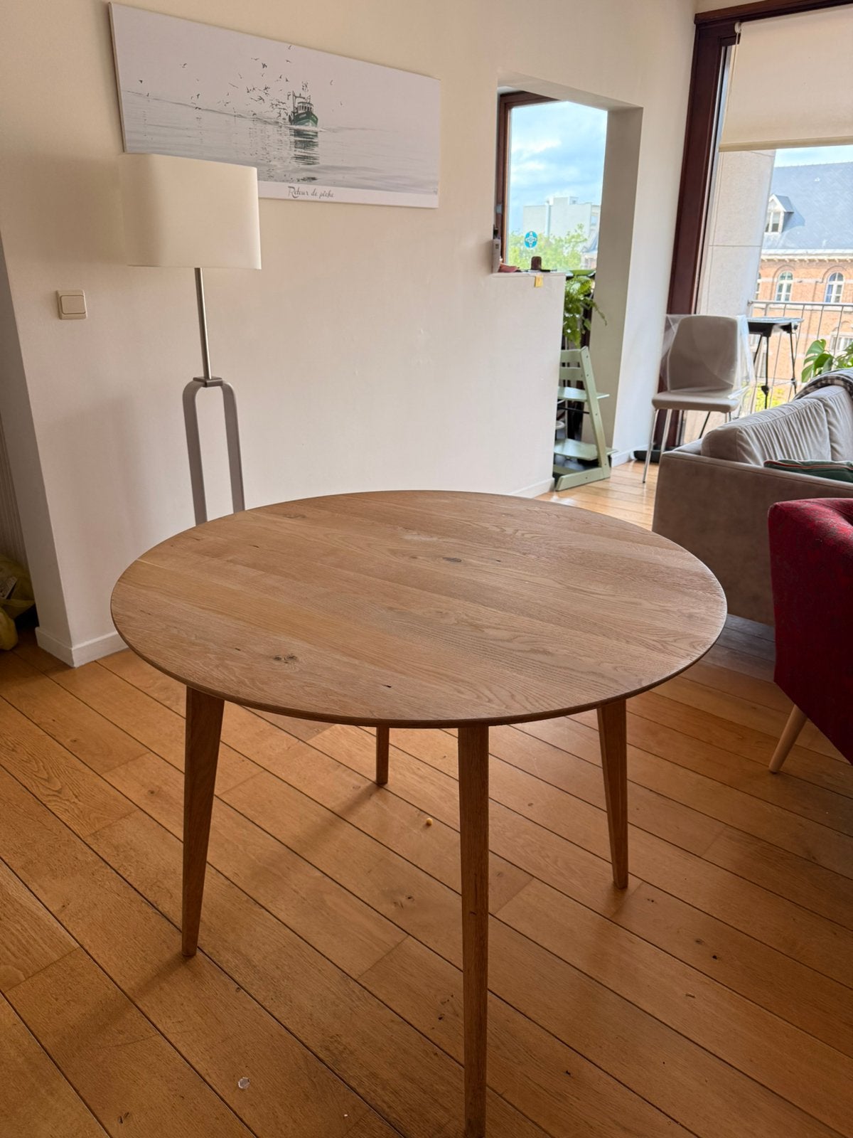 Table à manger ronge en bois clair, Maison & Meubles, Enlèvement, Comme neuf