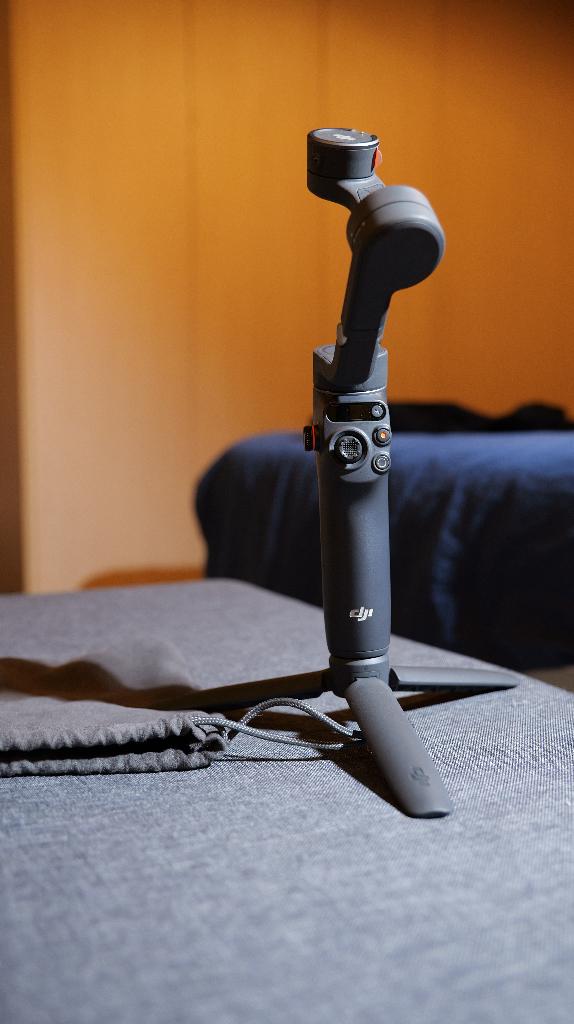 DJI Osmo Mobile 6 OM6 Gimbal, Enlèvement ou Envoi, Comme neuf