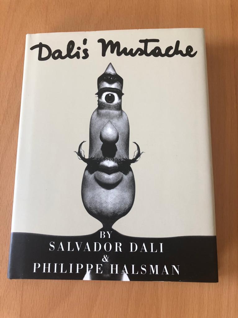 Dali’s Mustache, Boeken, Kunst en Cultuur | Fotografie en Design, Ophalen of Verzenden, Zo goed als nieuw, Fotografie algemeen