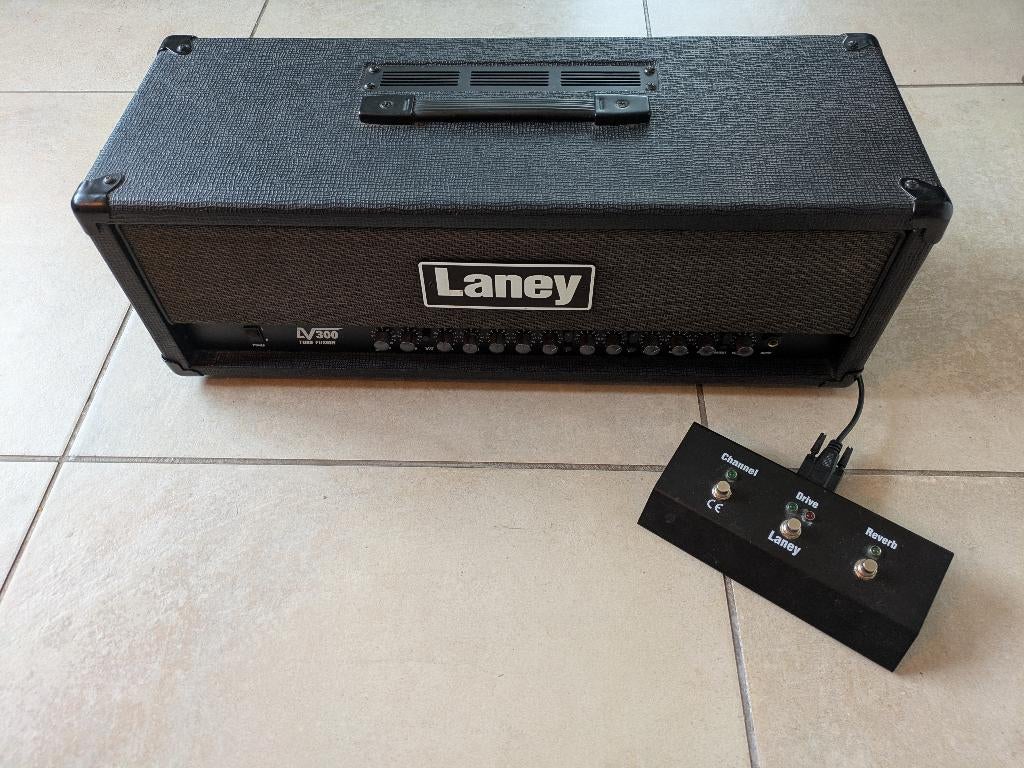 Laney LV300H – preamp à lampe – avec footswitch, Enlèvement, Utilisé, Guitare, 100 watts ou plus