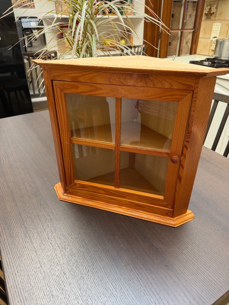 Houten hoekkastje, Huis en Inrichting, Ophalen, Gebruikt