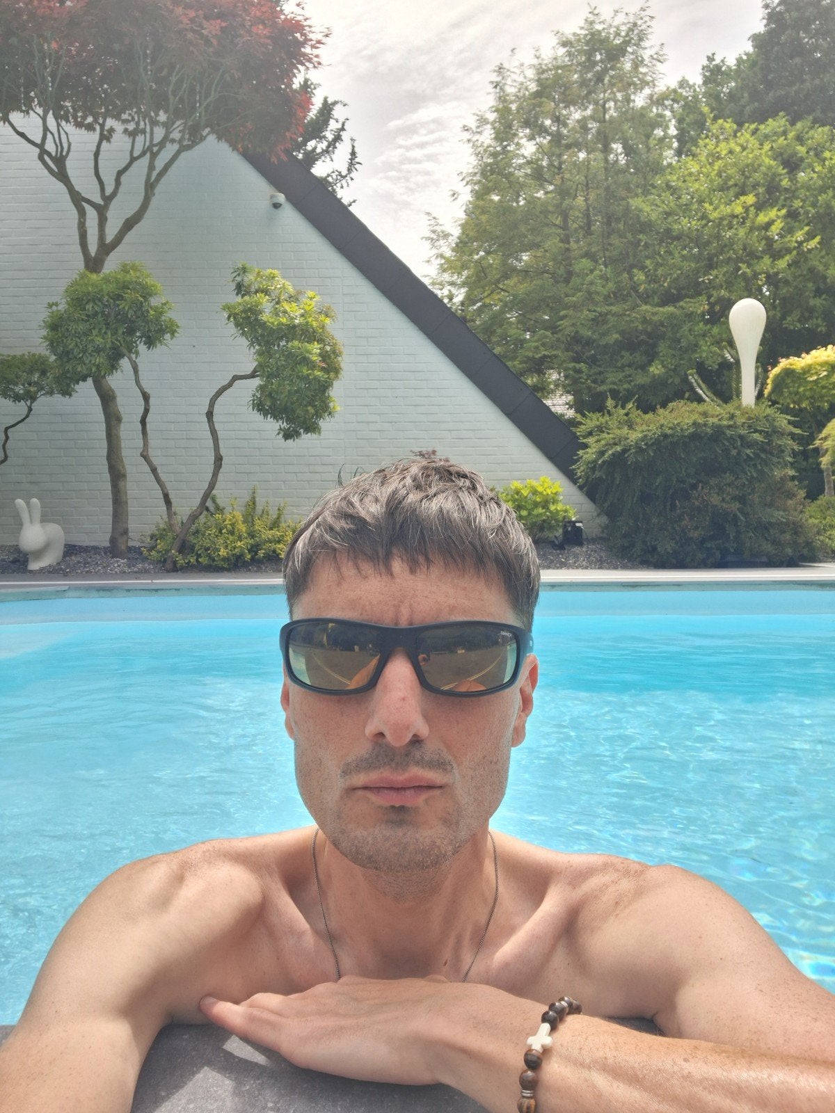 Massage intense &  relaxant pour hommes, Services & Professionnels, Massage relaxant