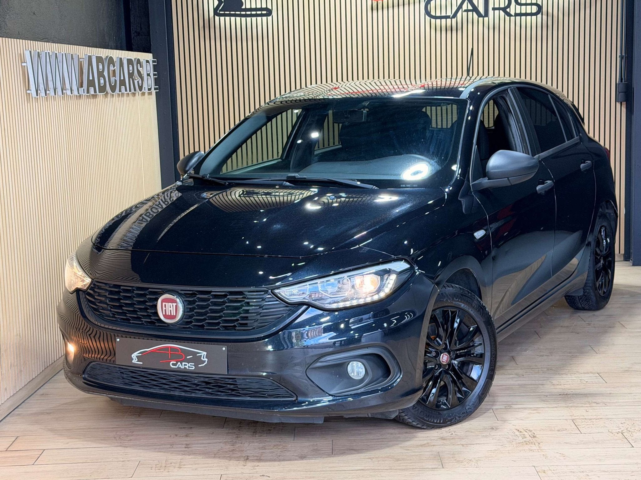 Fiat Tipo SW 1.4i S-Design * Street SPORT * GARANTIE 12 MOIS, Autos, Achat, Euro 6, Entreprise, Boîte manuelle