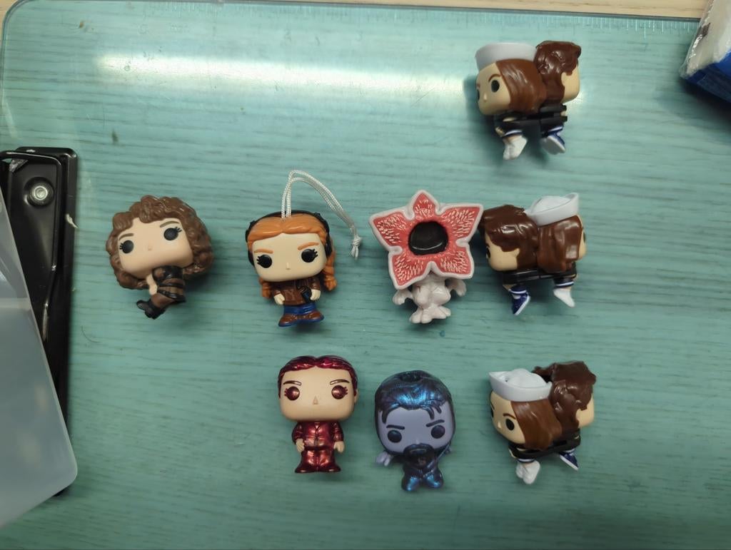 Kinder joy stranger things, Collections, Enlèvement ou Envoi, Comme neuf