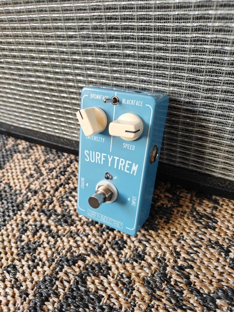 Surfy Industries SurfyTrem, Musique & Instruments, Effets, Enlèvement ou Envoi, Comme neuf