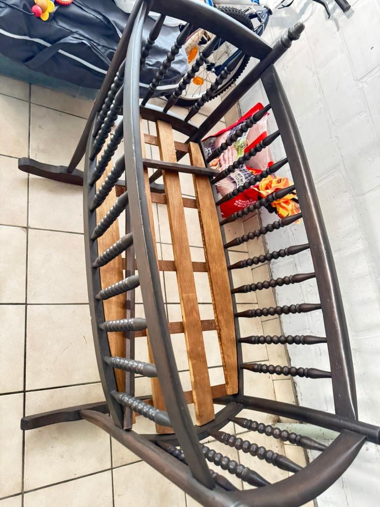 Antieke houten schommelwieg — Met matras, Ophalen, Gebruikt, Wieg