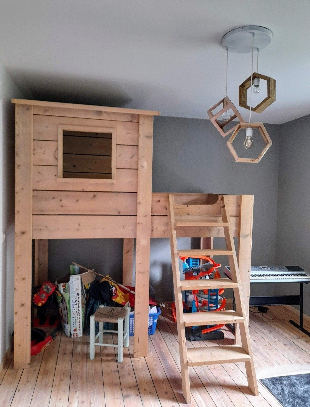 Lit cabane en bois massif, Enfants & Bébés, Enlèvement