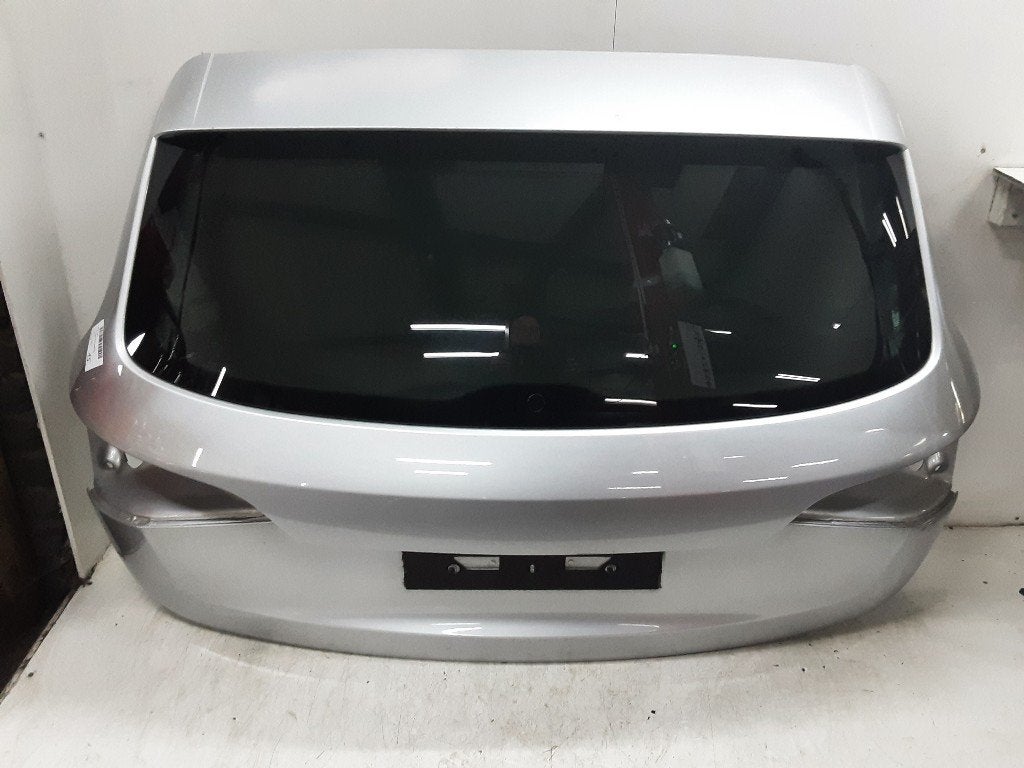 HAYON ARRIÈRE / MALLE Audi Q5 (8RB) (01-2008/05-2017), Auto-Union-Straße  1,
85057  Ingolstadt, DE, Info@audi.de, Haillon arrière