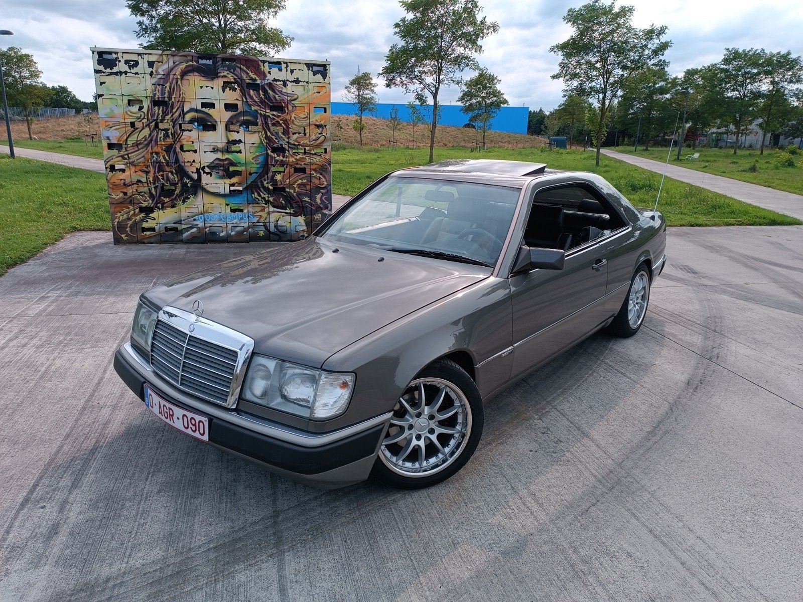 W124 Mercedes-Benz 300 CE, Auto's, Mercedes-Benz, Particulier, 300-Serie, Elektrische ramen, Zetelverwarming, Benzine, Coupé, Handgeschakeld