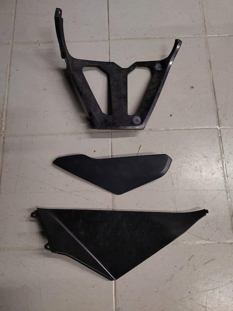suzuki gsxr 600/750 model '04-'05 plastic kuipdelen, Ophalen of Verzenden, Gebruikt