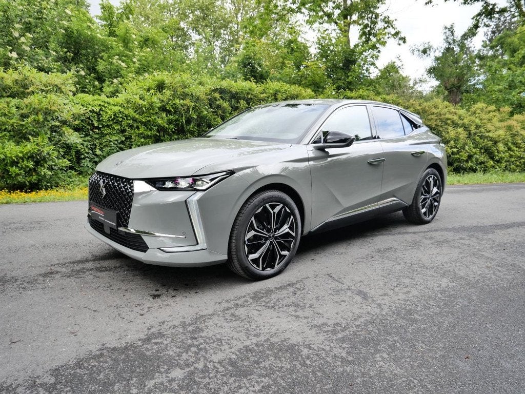 DS Automobiles DS 4 225PK PLUG-IN-HYBRIDE+GARANTIE TOT 48 ST, Auto's, 4 zetels, Zwart, 4 cilinders, Bedrijf