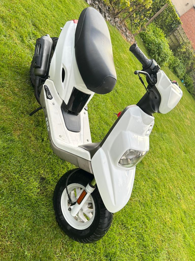 Booster classe a, Vélos & Vélomoteurs, Scooters | Peugeot, Comme neuf, Enlèvement ou Envoi