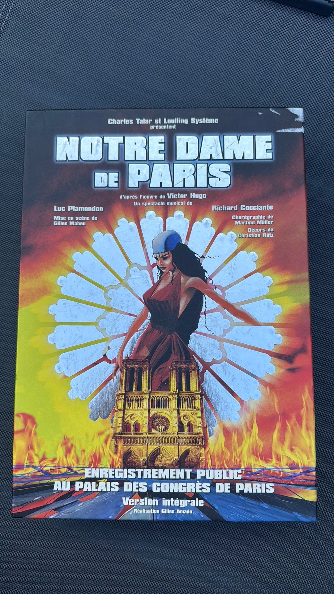 Notre-Dame de Paris – integrale musical op VHS, Enlèvement ou Envoi, Comme neuf
