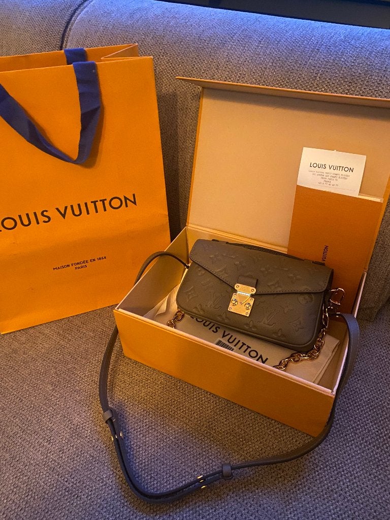 Louis Vuitton Tas Pochette Metis east west monogram SMOKE, Ophalen of Verzenden, Nieuw, Beige, Schoudertasje
