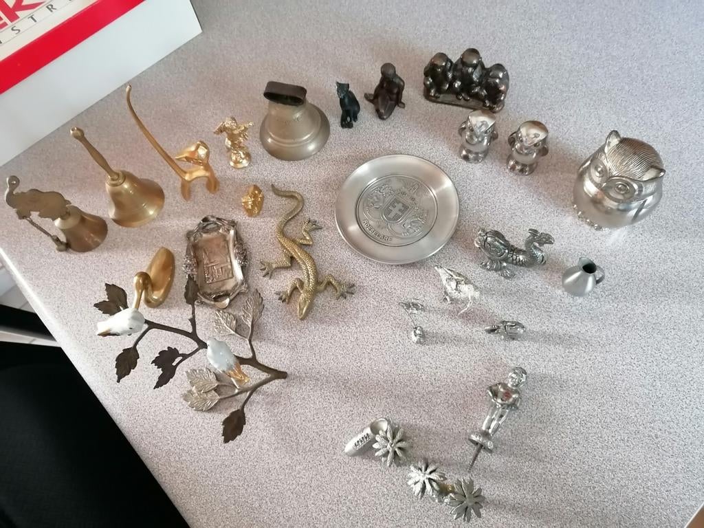 Allerlei koper en zilver en tin, Ophalen