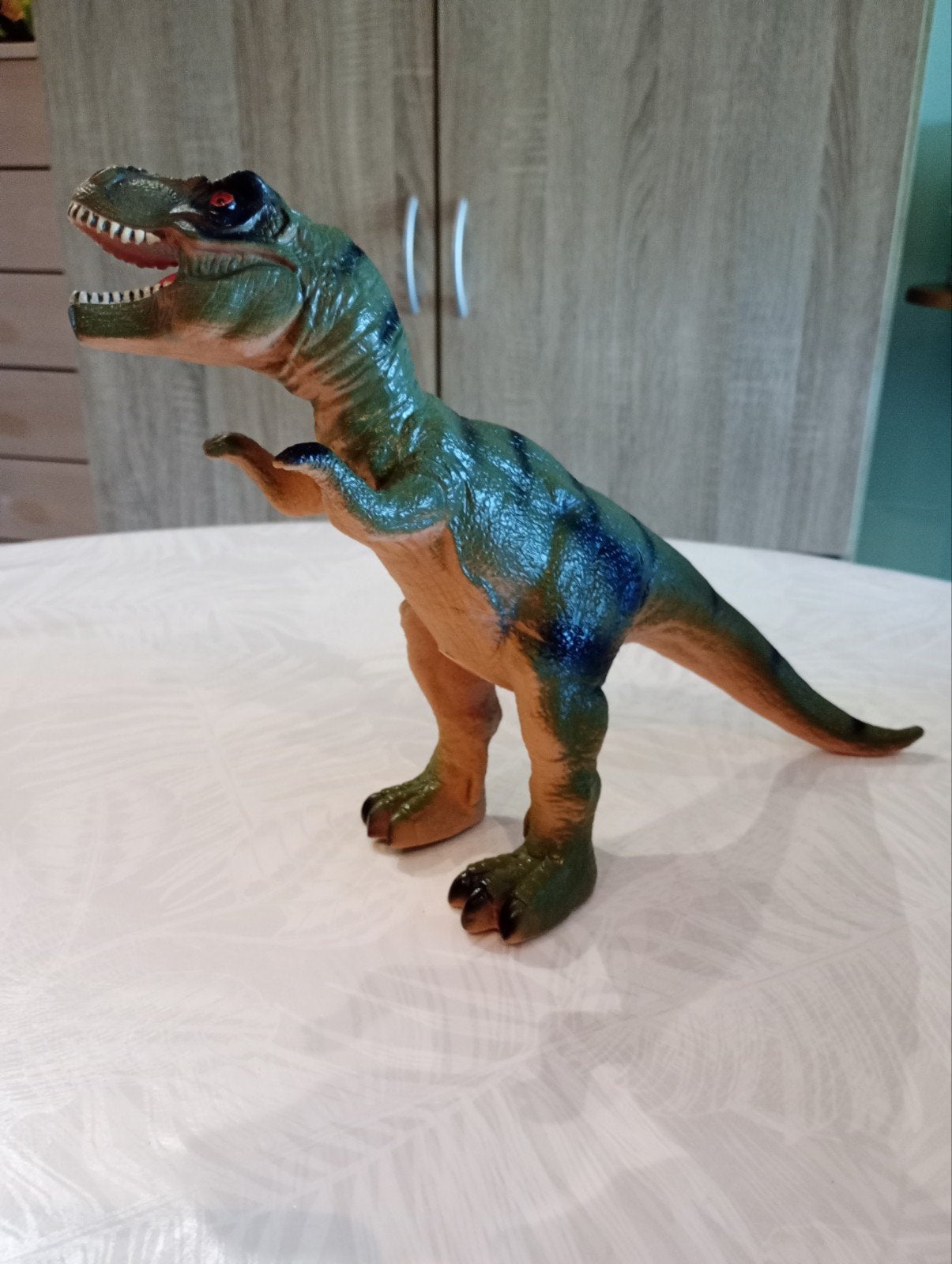 Dinosaure en mousse/caoutchouc 38 cm, Enfants & Bébés, Jouets | Figurines, Enlèvement ou Envoi