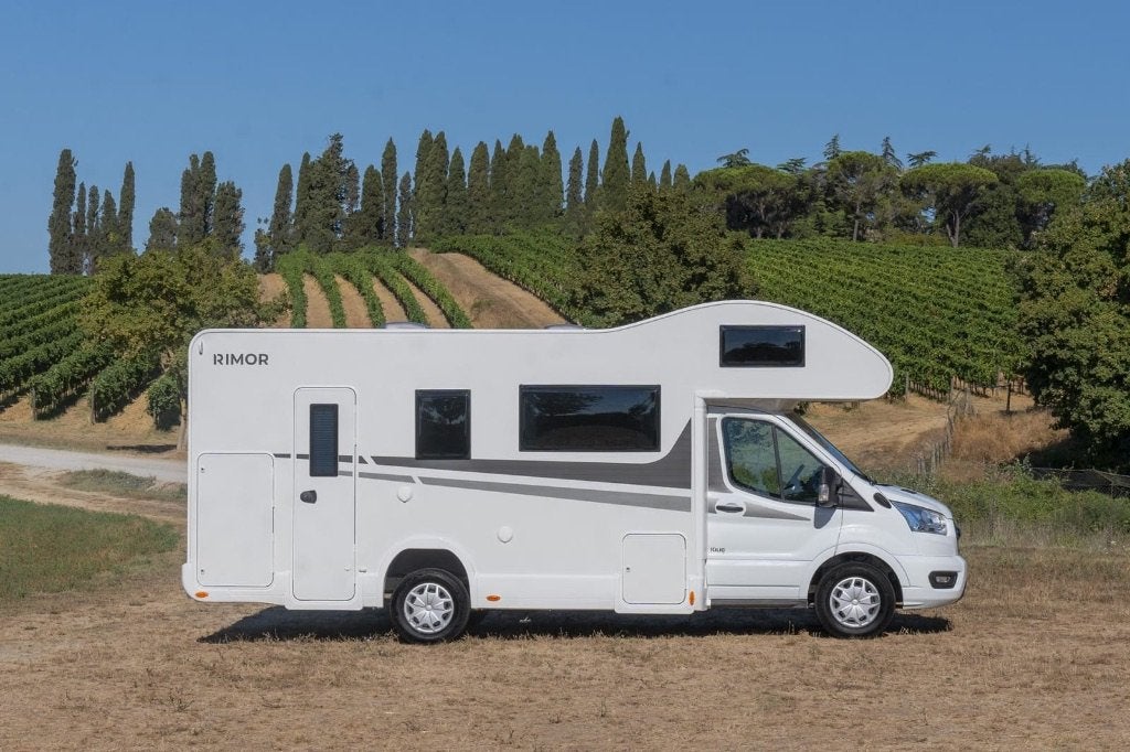 Ruime alkoofcamper uit 2025, Caravans en Kamperen, Mobilhomes, Automaat, Alkoof, ABS, Ford
