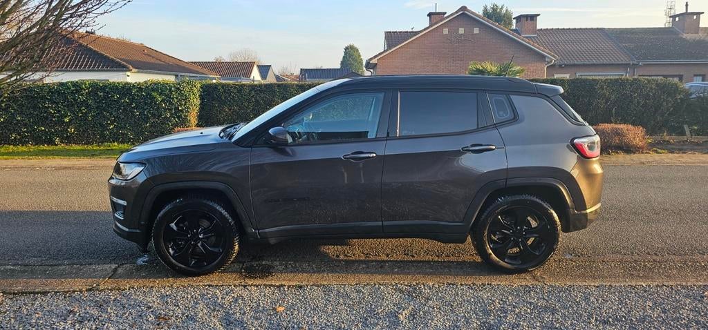 Jeep Compass Night Eagle, Autos, Argent ou Gris, Achat, Boîte manuelle, Noir