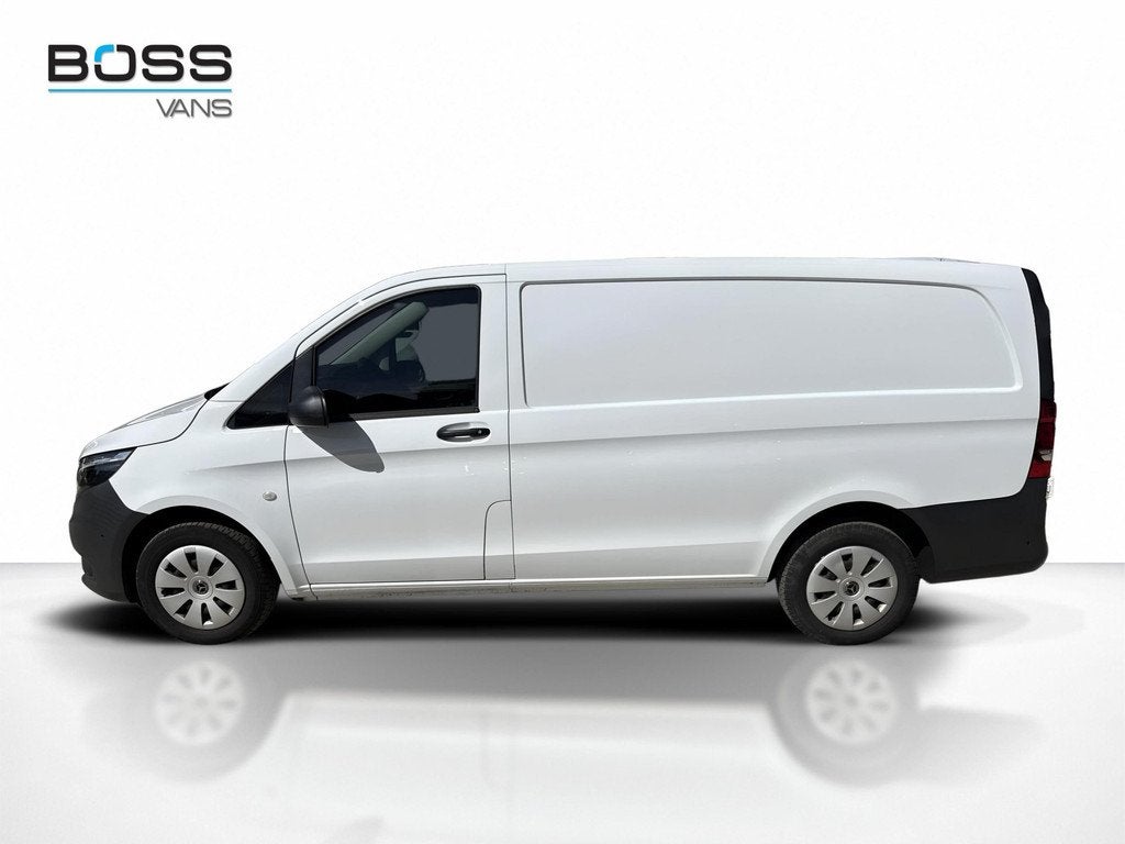 Mercedes-Benz Vito 114 1.9 CDI Automaat L2H1 MBUX Dakdragers, Auto's, Gebruikt, Zwart, 4 cilinders, 2000 kg