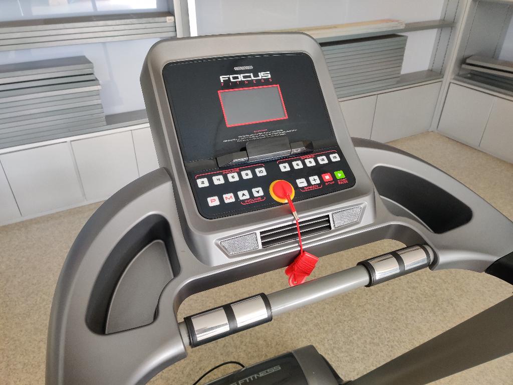 Focus Fitness Jet 5, Ophalen of Verzenden, Zo goed als nieuw, Metaal, Loopband