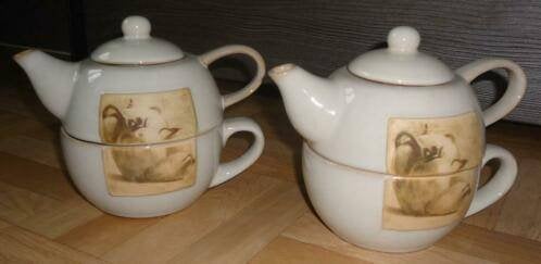 2 dezelfde koffie/theepotjes, Ophalen