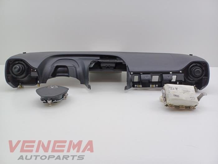 Kit airbag + tableau de bord d'un Toyota Aygo, -, 3 mois de garantie, Toyota, Utilisé