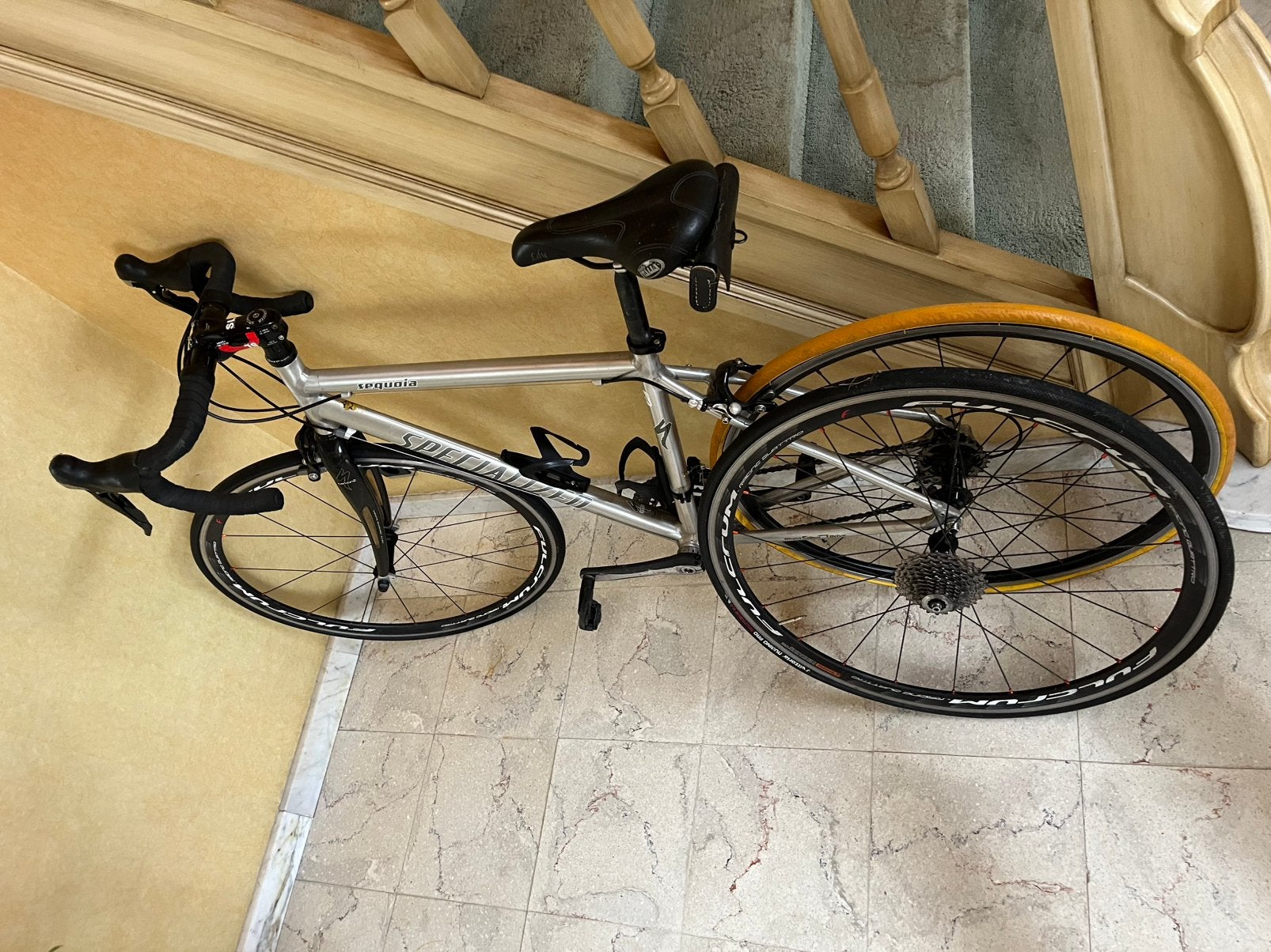 Specialized sequioa, Ophalen