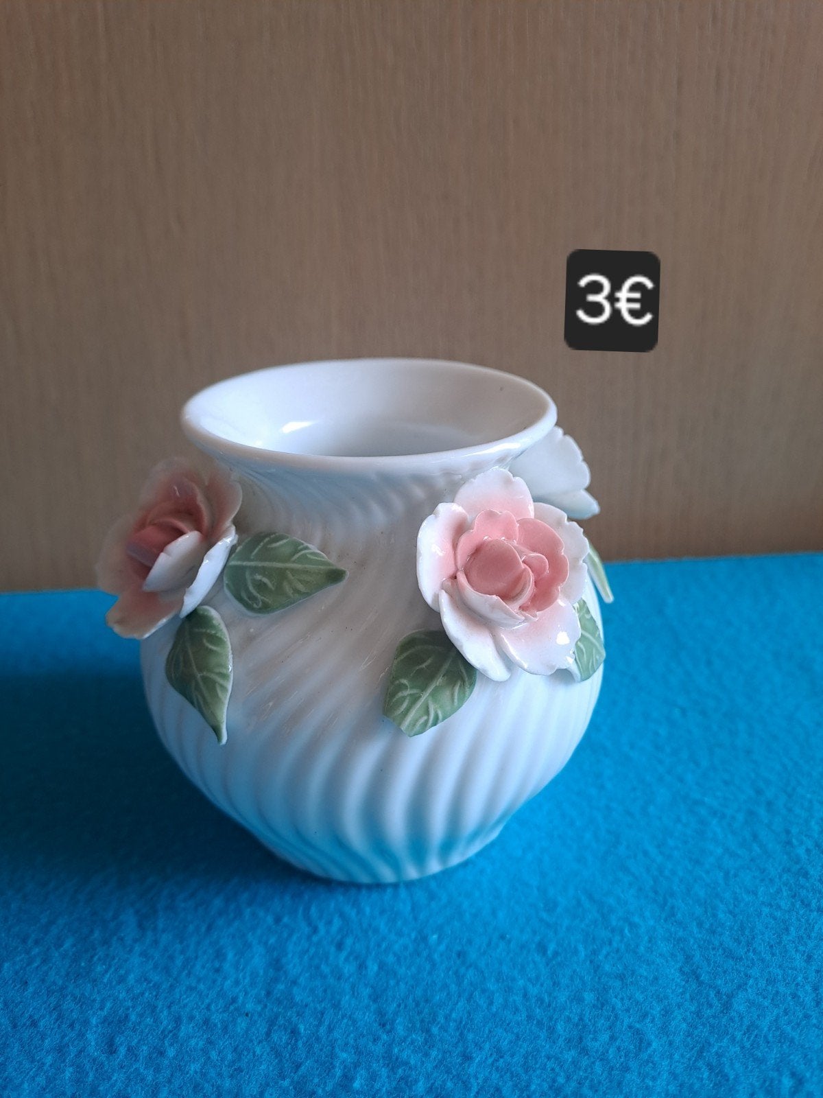 potje met bloemen, Enlèvement