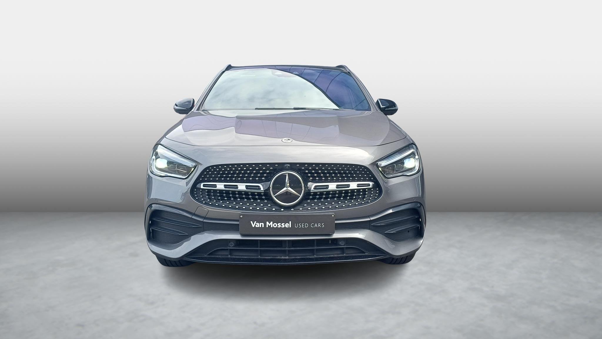Mercedes-Benz GLA 250 e AMG Line + LEDER + PANO + MULTIBEAM, Auto's, Dealer onderhouden, Stof, 4 cilinders, 16 kWh