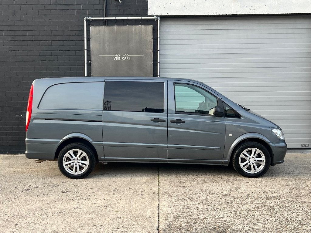 MERCEDES VITO LANG / 156,000KM / LICHTEVRACHT / 3ZIT / 170PK, Auto's, Mercedes-Benz, Bedrijf, Diesel, Te koop