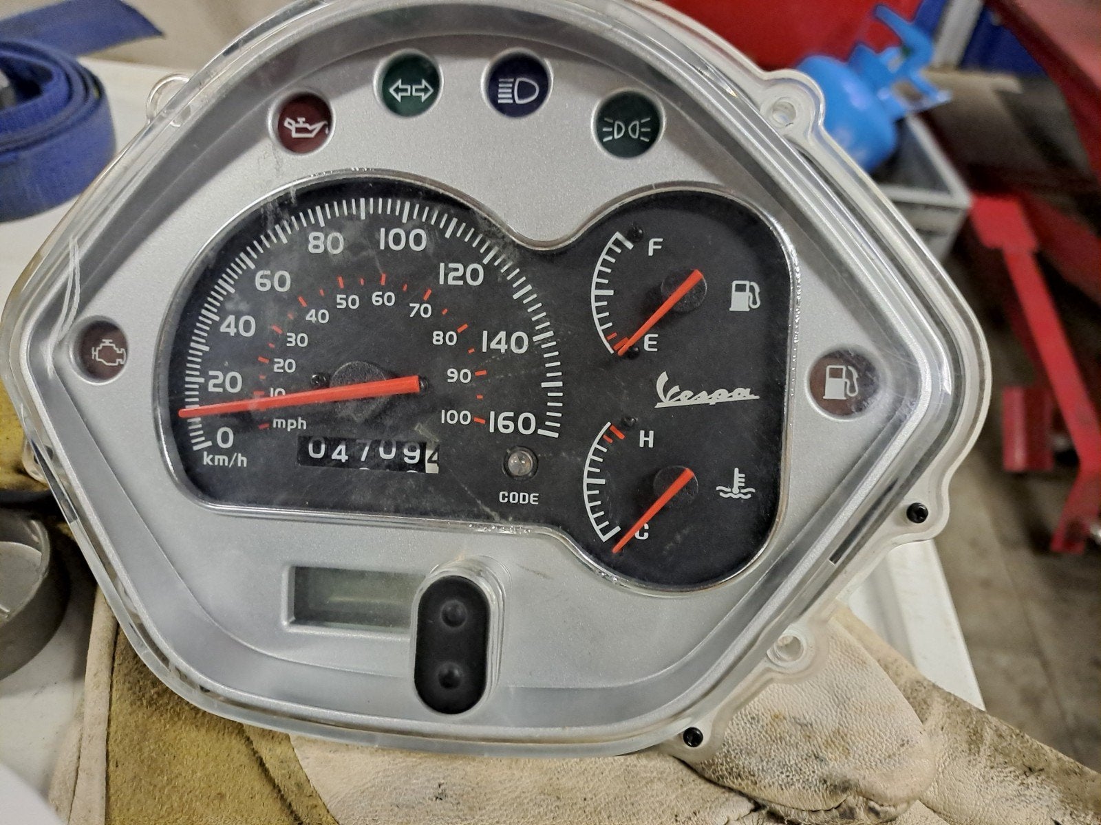 vespa gts 250 (ie) , GT 125 GT200. Originele km teller, Motoren, Ophalen, Gebruikt