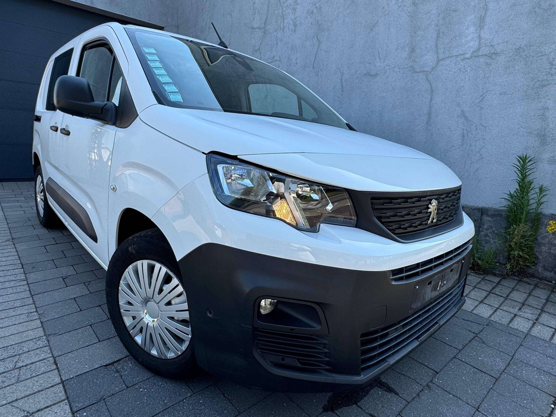 Peugeot Partner 1.5 BlueHDi L1 STD Heavy Aspha AUTOMAAT 3 PL, Achat, Euro 6, Entreprise, Apple Carplay