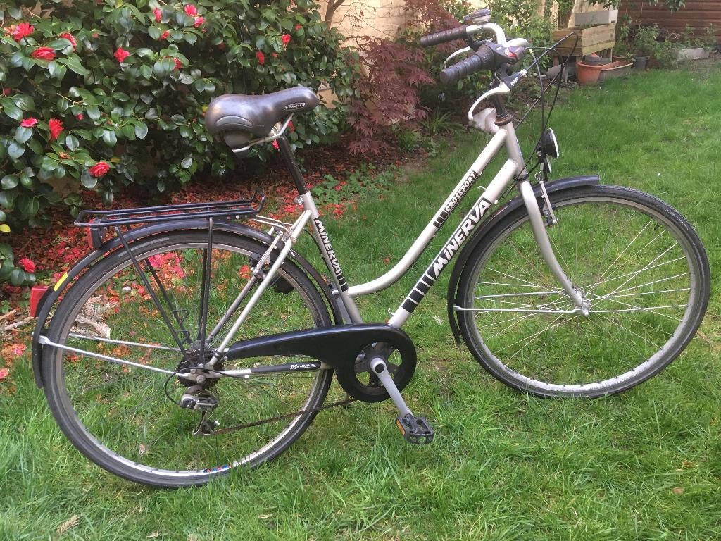 Minerva Nederlandse fiets met 6 versnellingen, Fietsen en Brommers, Gebruikt, Versnellingen, 57 tot 61 cm, Ophalen