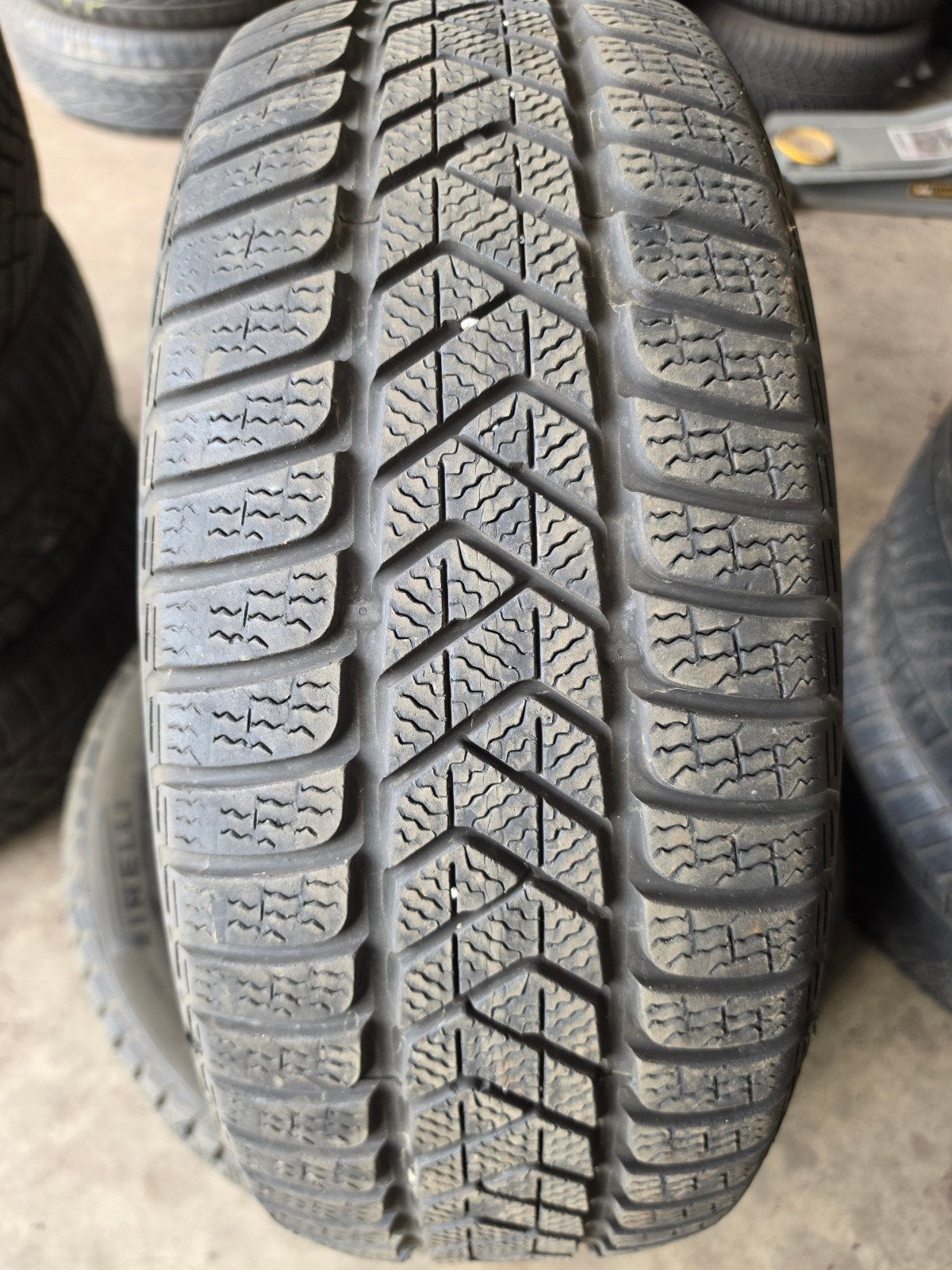 225/55r17 pirelli winterbanden 45€ per stuk met montage, Ophalen of Verzenden