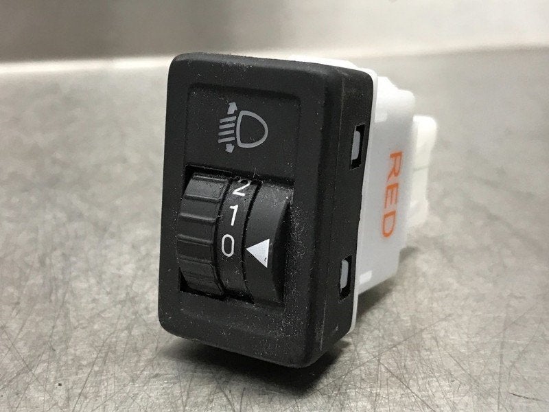 KOPLAMP IHV SCHAKELAAR Suzuki Alto (GF) (01-2009/-), Gebruikt, Suzuki