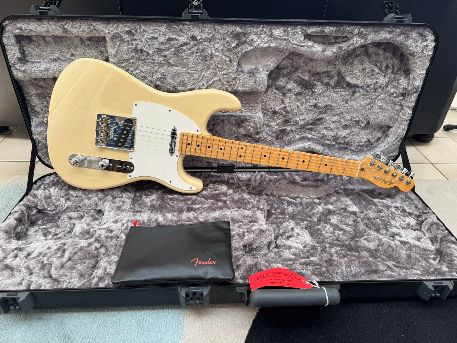 Fender Whitegard Parallel Universe USA 2018, Enlèvement, Neuf, Fender