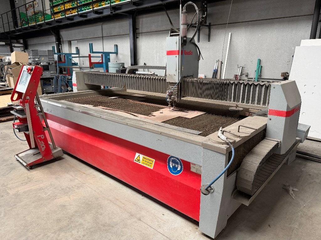 Waterjet / waterstraalsnijmachine Resato, Articles professionnels, Machines & Construction | Industrie & Technologie, Enlèvement