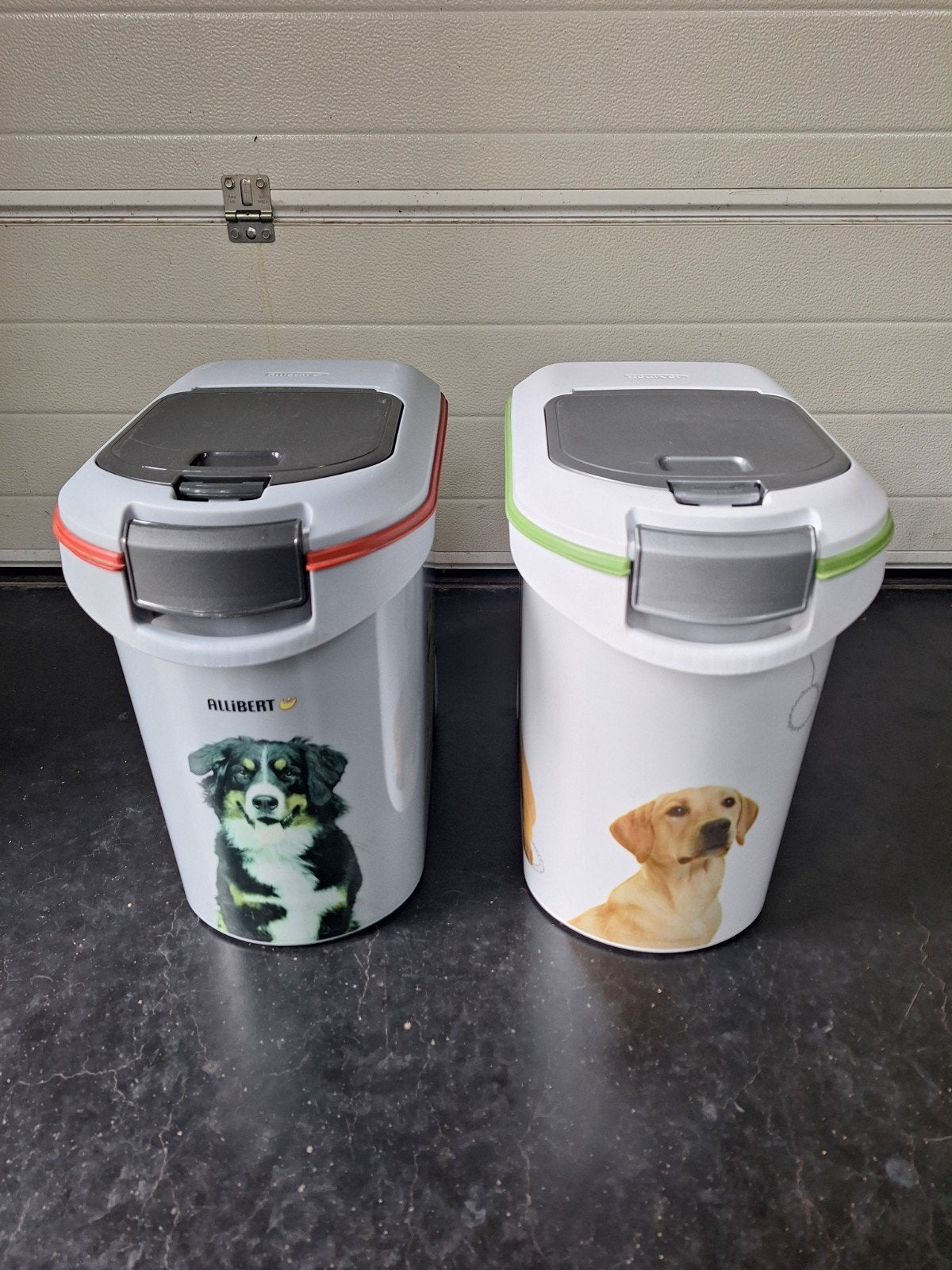 bewaartonnen voor dierenvoeding, Dieren en Toebehoren, Ophalen, Zo goed als nieuw