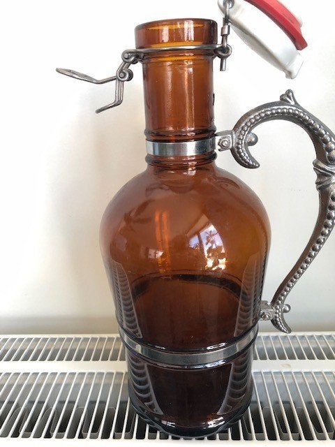 Bouteille de bière de 2 litres, Enlèvement