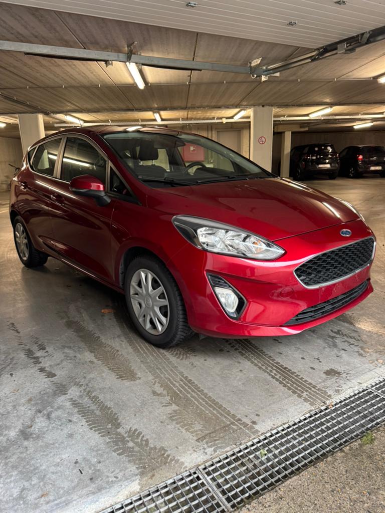 FORD FIESTA 2019 PRÊTE POUR L'INSPECTION DE L'ESSENCE, Autos, Euro 6, Boîte manuelle, Noir, 5 portes