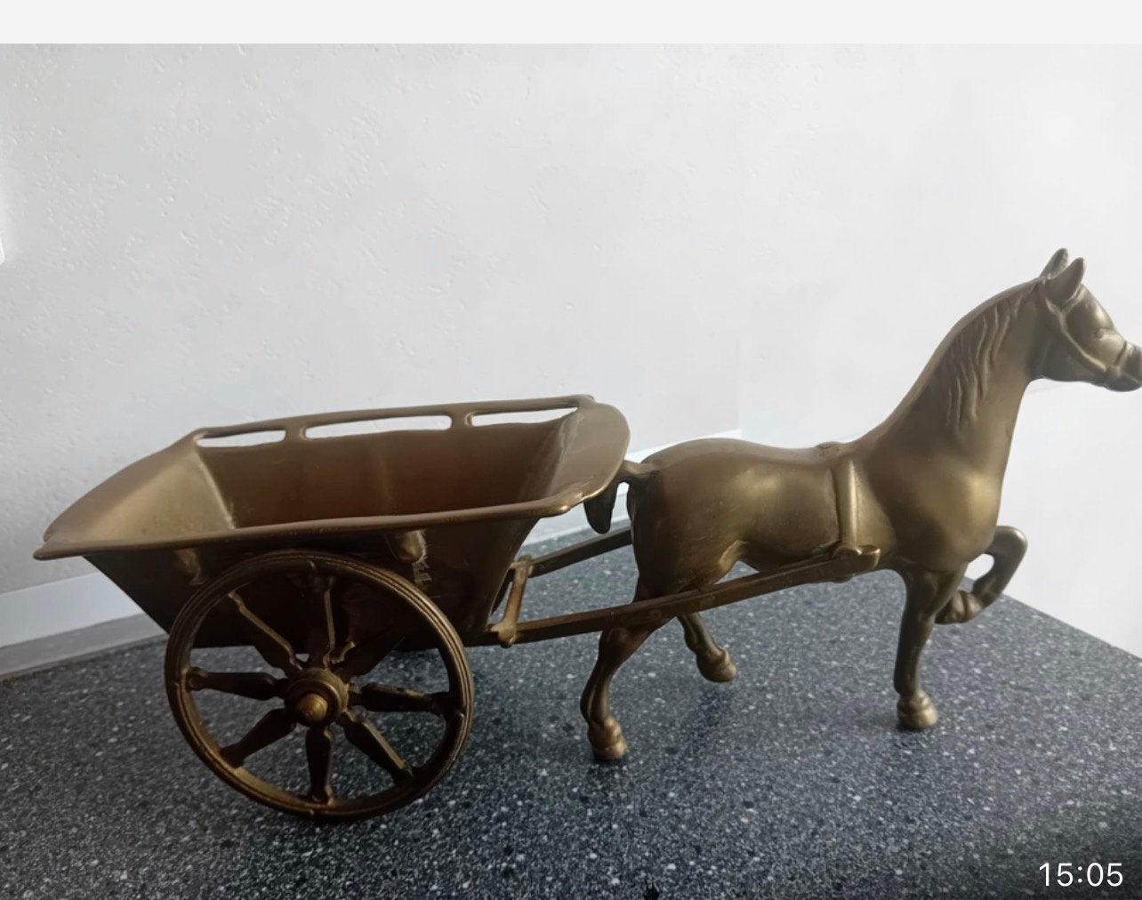 Bronzen paard met kar – decoratief beeld ca. 27 cm, Ophalen, Zo goed als nieuw, Paard