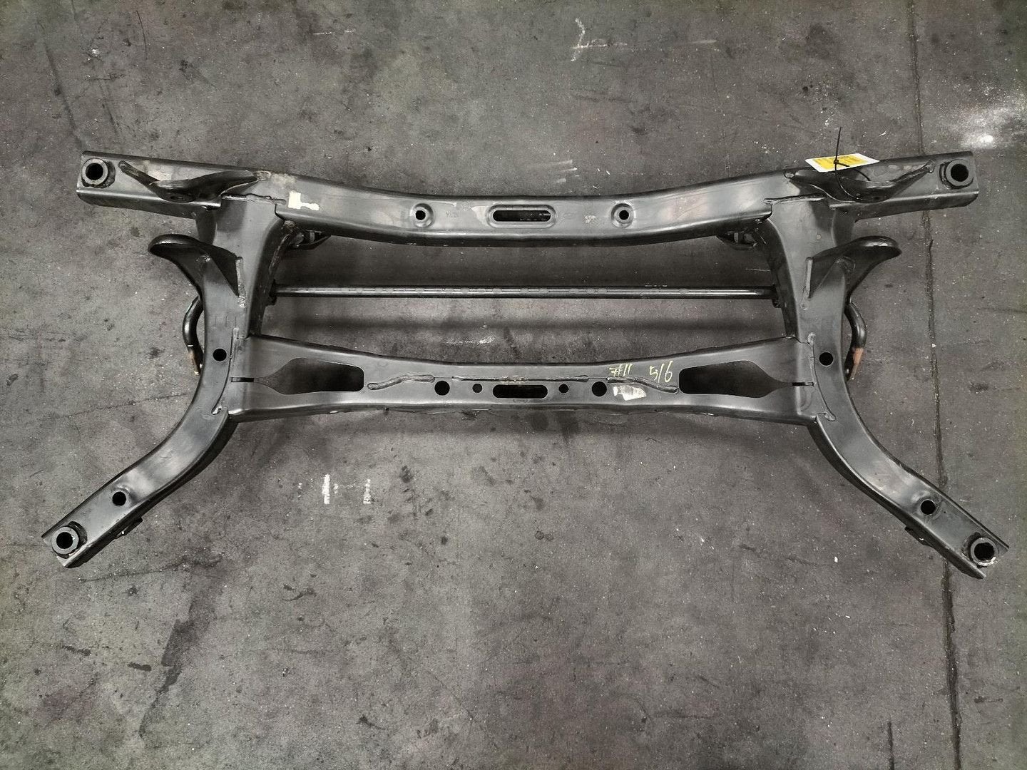 HYUNDAI KONA SX2 EV Premium 64 kWh SUBFRAME ACHTER 2019, Ophalen of Verzenden, Gebruikt, Stiba lid