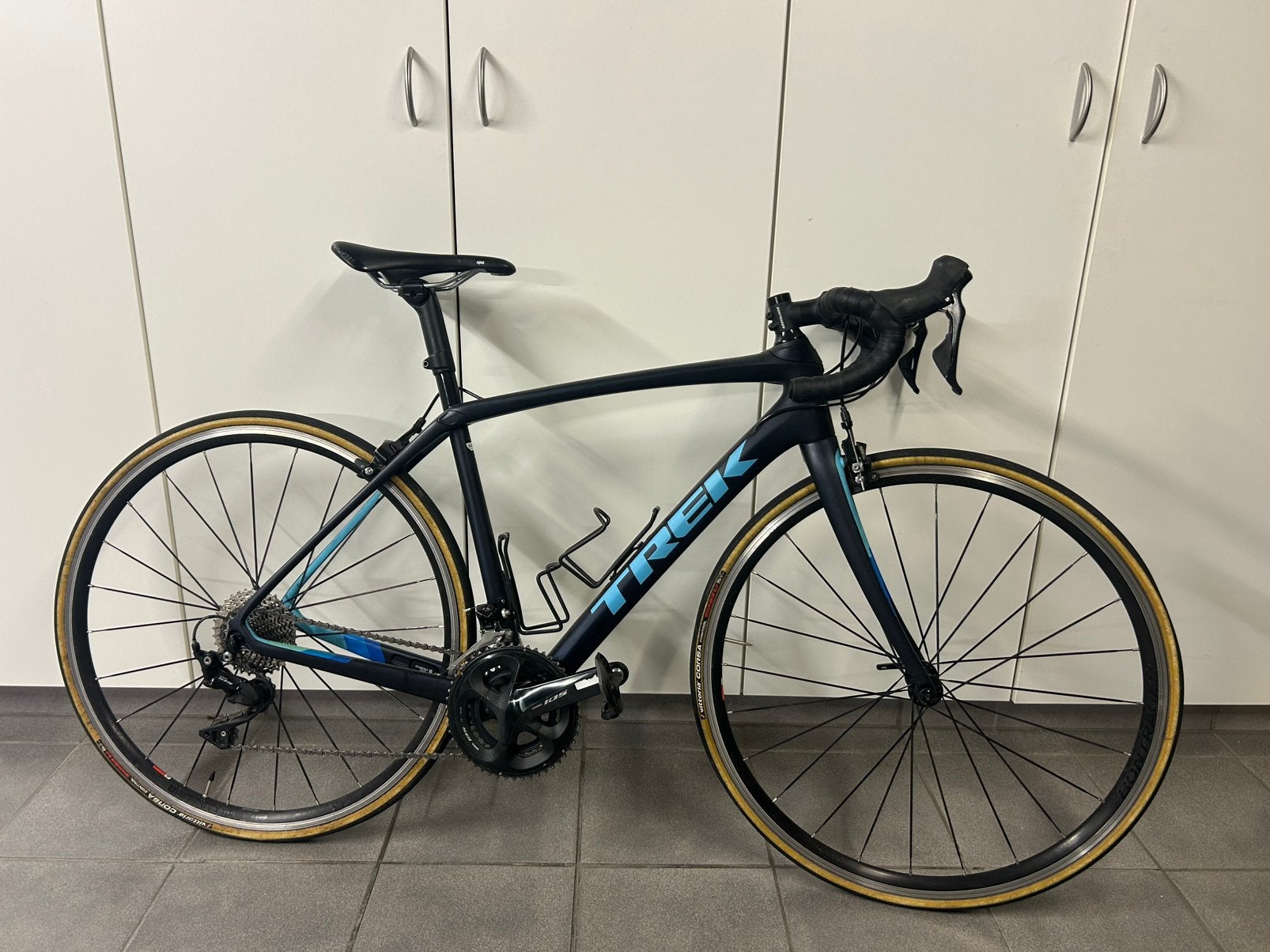 Trek Domane SL5, Autres marques, 10 à 15 vitesses, Frein sur jante, Comme neuf