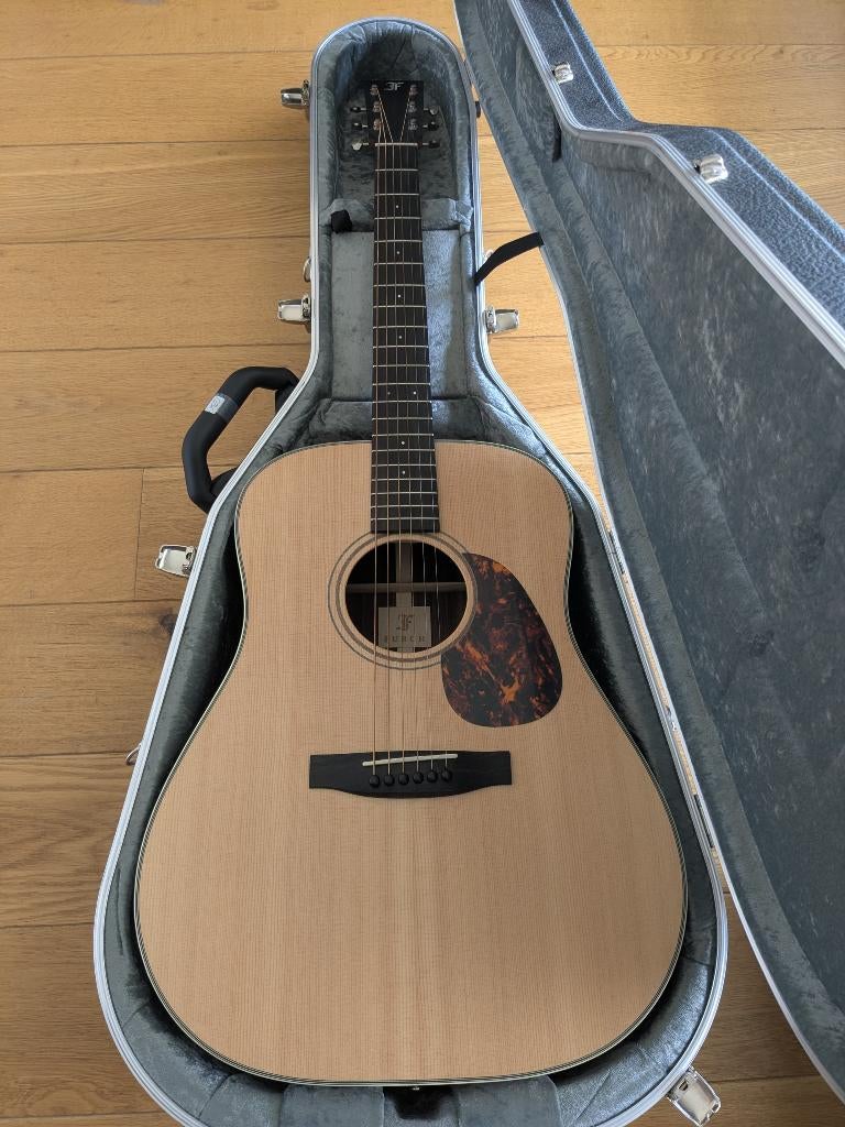 Vends Furch Vintage 1 D-SR (sous garantie), Enlèvement, Comme neuf, Guitare Western ou Guitare Folk, Avec valise