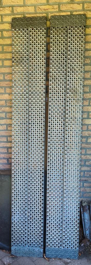 Oprijplaten 2 stuks  220*31*3,5 cm, Auto diversen, Aanhangers en Bagagewagens, Ophalen